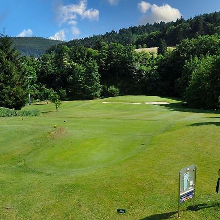 Wohnen Im Schwarzwald Mit Panoramablick Apartment Bad Herrenalb Exterior foto