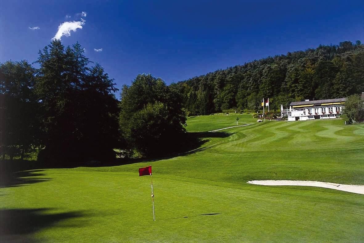 Wohnen Im Schwarzwald Mit Panoramablick Apartment Bad Herrenalb Exterior foto