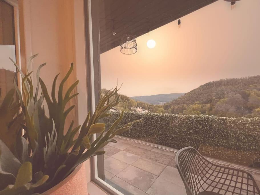 Wohnen Im Schwarzwald Mit Panoramablick Apartment Bad Herrenalb Exterior foto